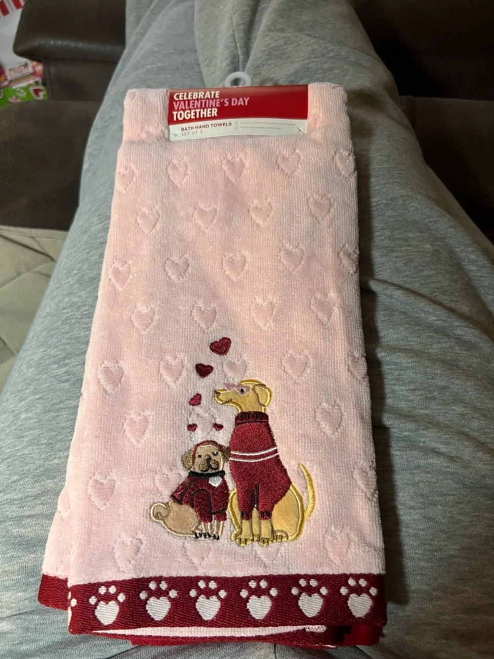 2 Kohl's Pink Valentine Dog Heart Embroidered Hand Towels